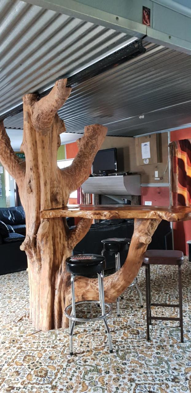 The Crossing Lodge Erua Екстер'єр фото