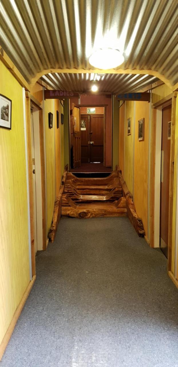 The Crossing Lodge Erua Екстер'єр фото